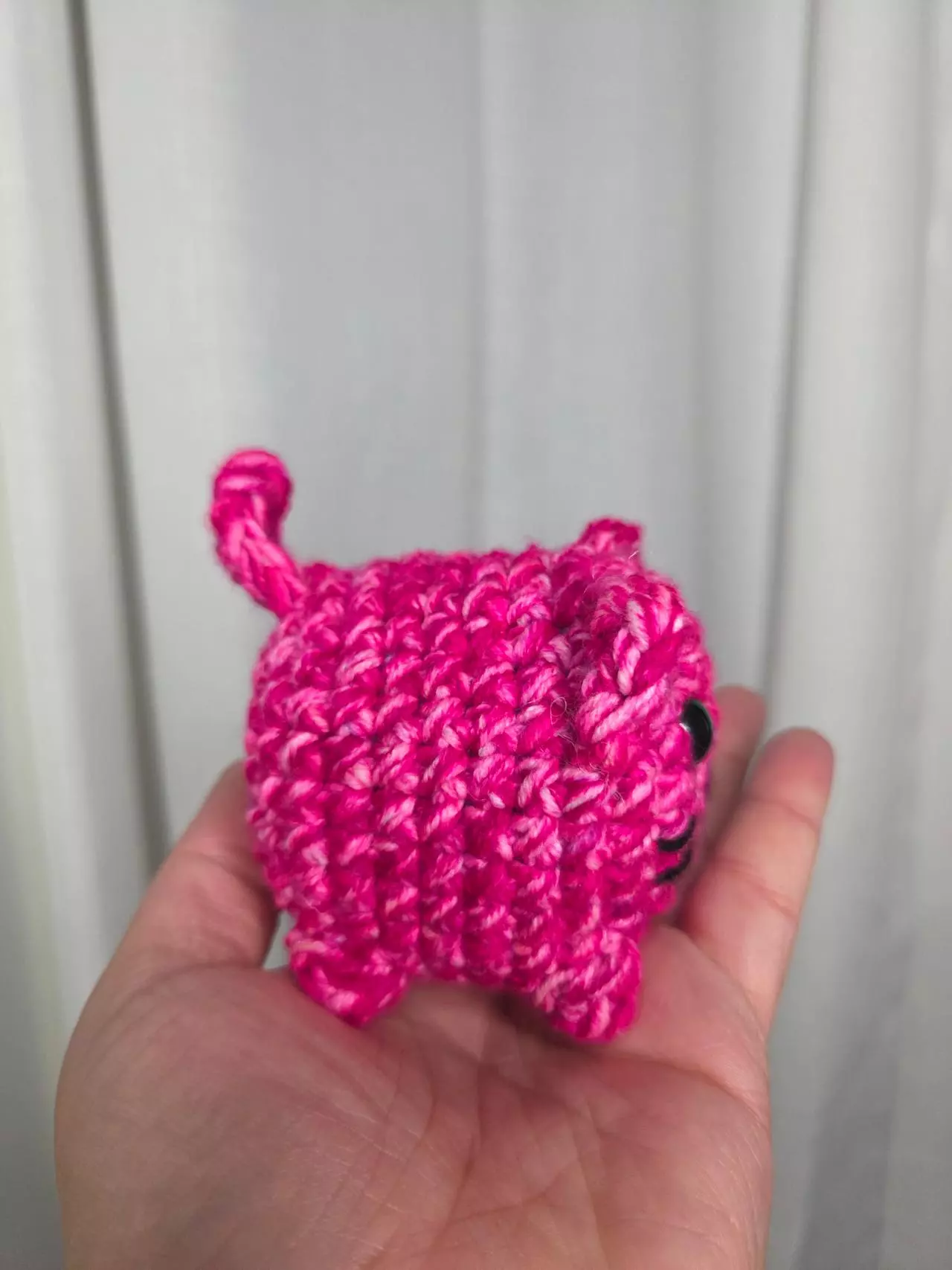 plant/Tiny Pink Loaf Cat  Acrylic yarn handmade Crochet plushie-1