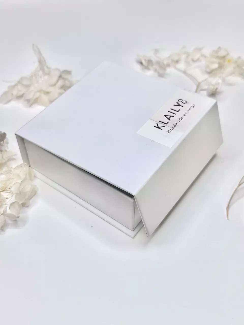 free_shipping/Magnetic Jewelry Gift Box Add-On-0