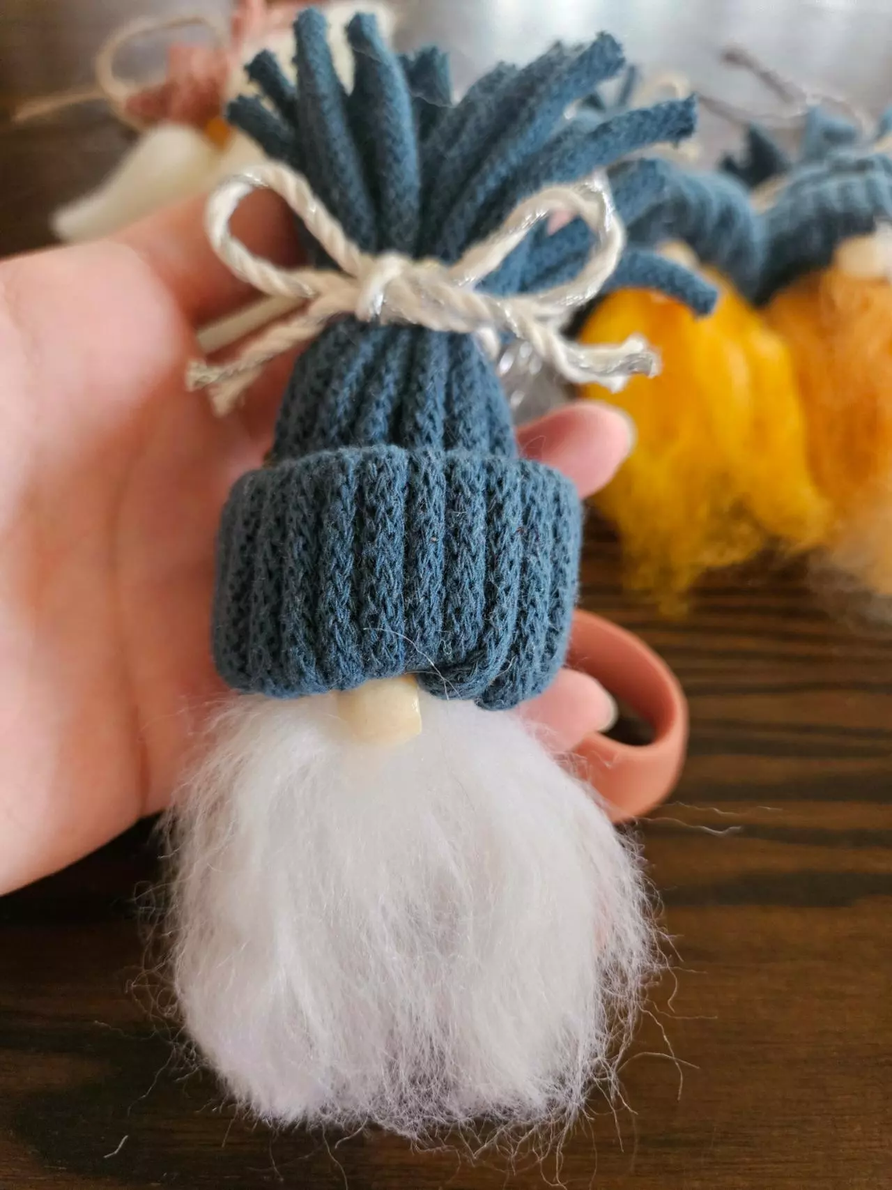 plant/Gnome ornament #4-1