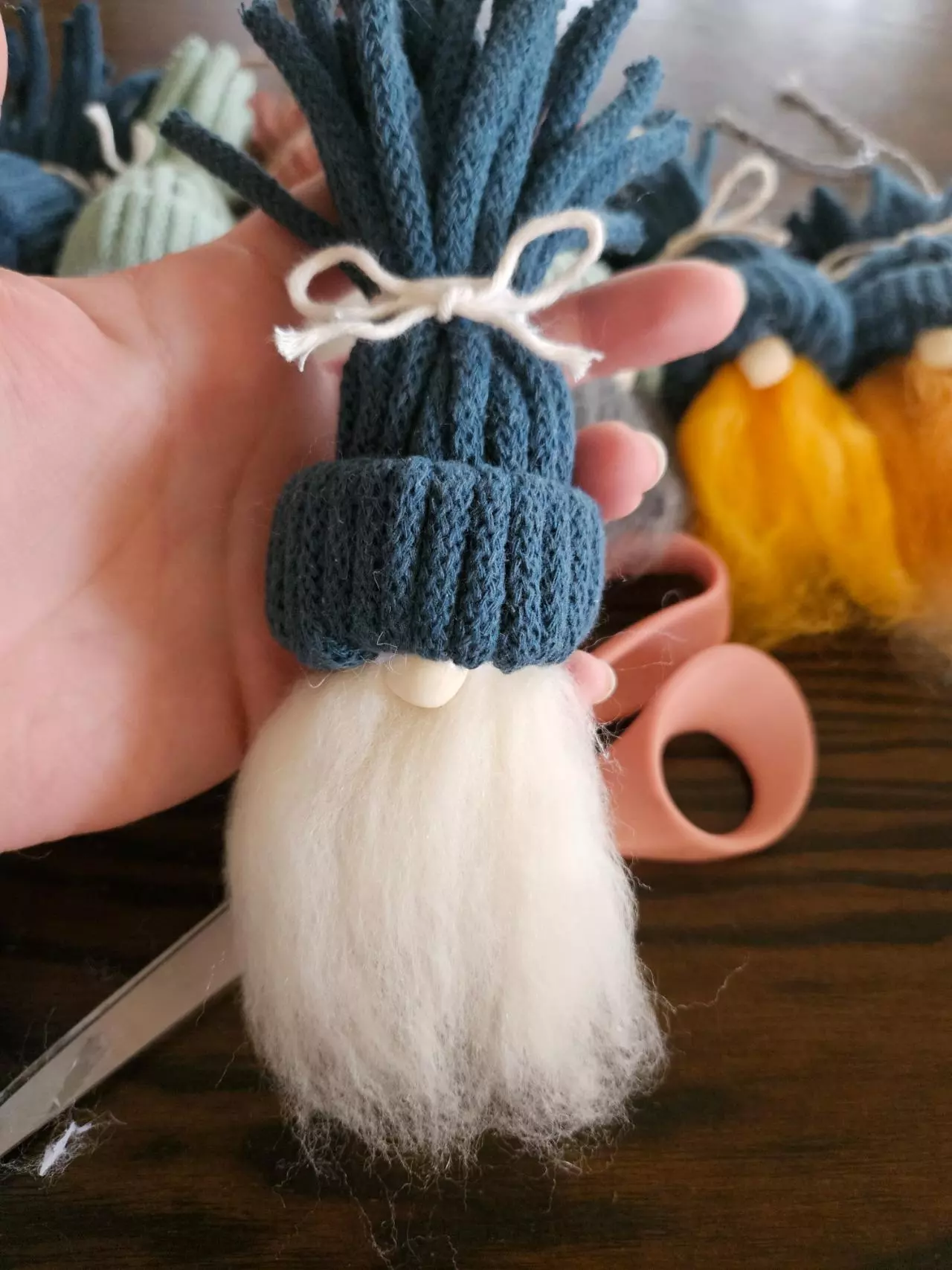 plant/Gnome ornament #2-1