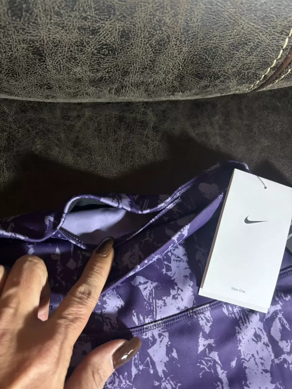 plant/Nike One Dri Fit Womens Size Small Purple 7/8 leggings-5