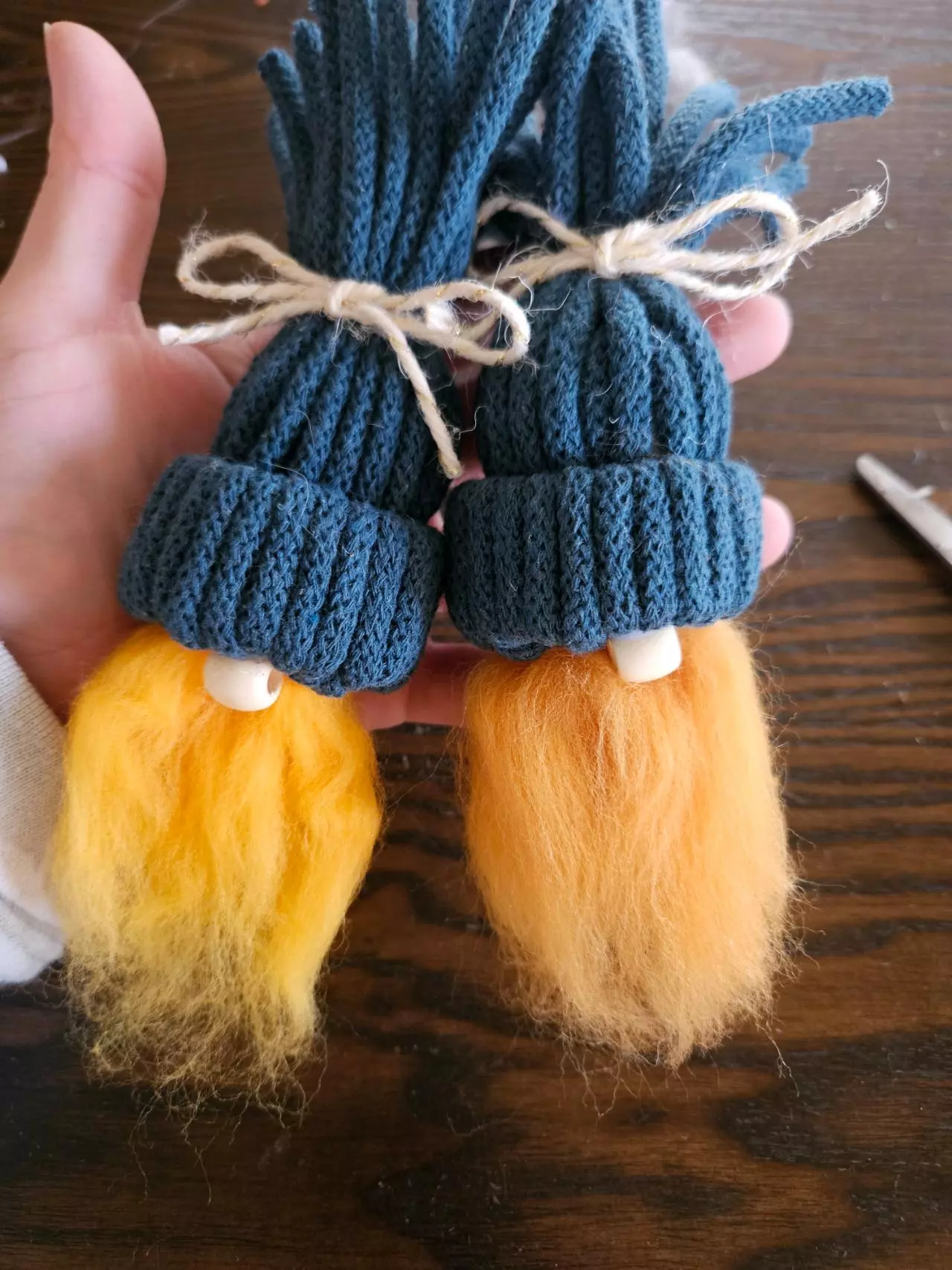 plant/Gnome ornament duo #7-0