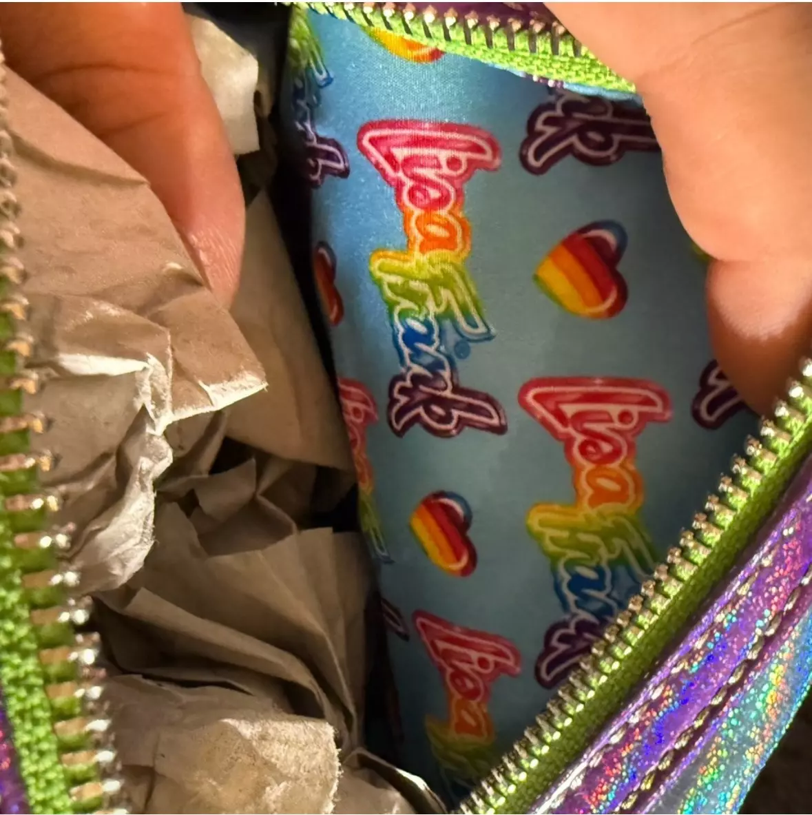 heat_pack/LISA FRANK SHIMMER AND NOSTALGIC HARD TAG LF-7