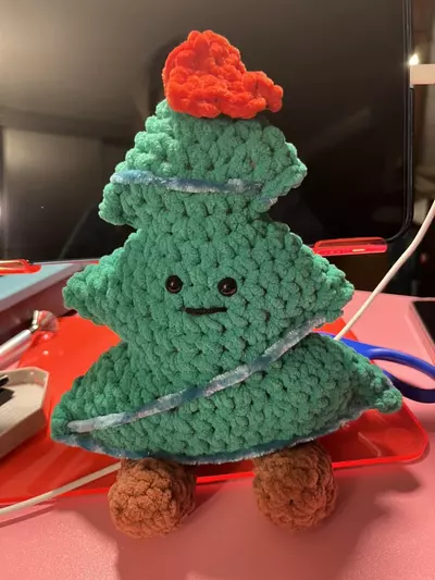 plant/Christmas tree buddy-0-thumbnail