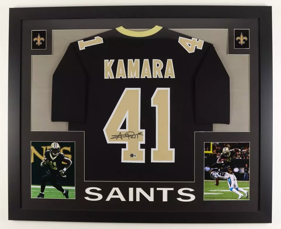 plant/Alvin Kamara (Saints black skyline) Signed Autographed Framed Jersey Beckettq1-0