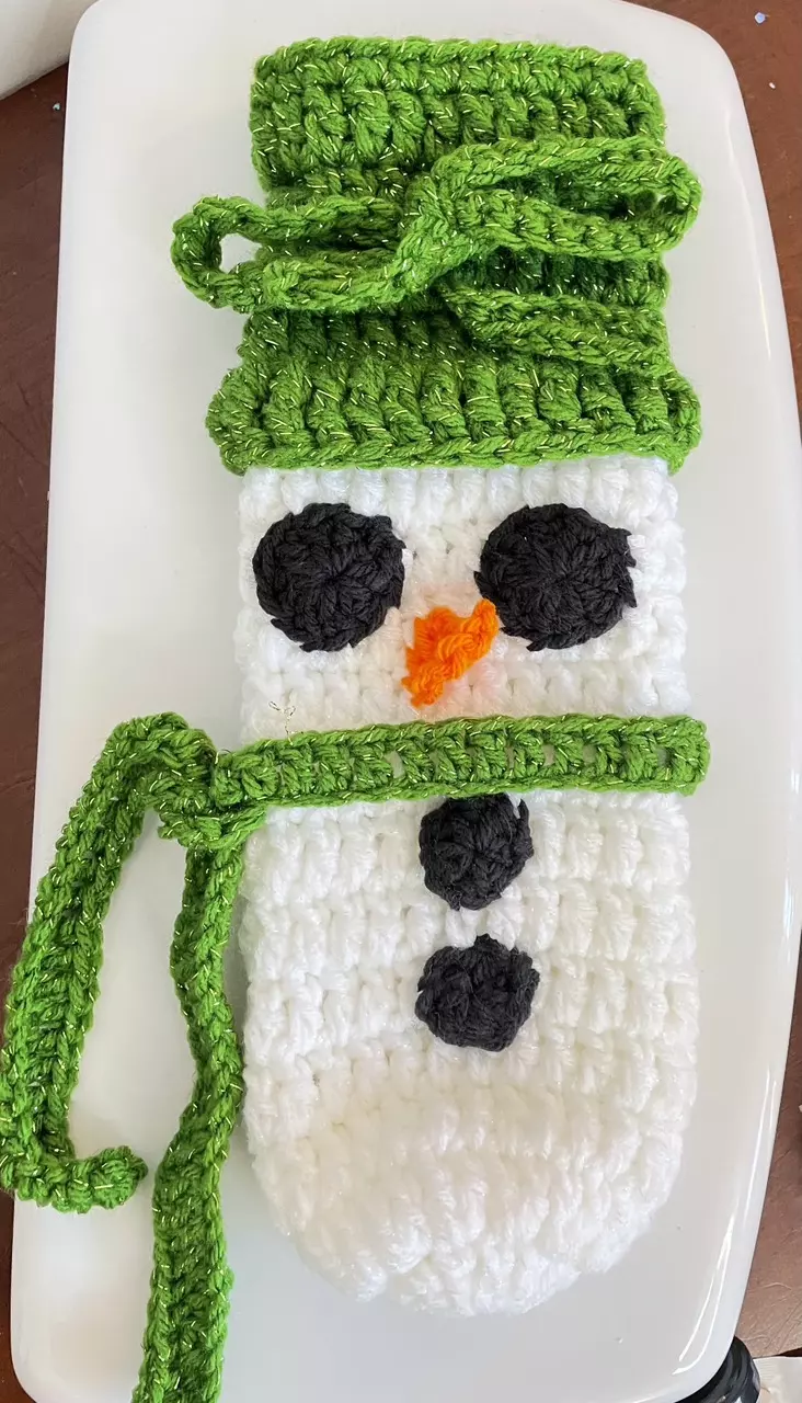 plant/Green Crochet Snowman Wine Bottle Cozy-1