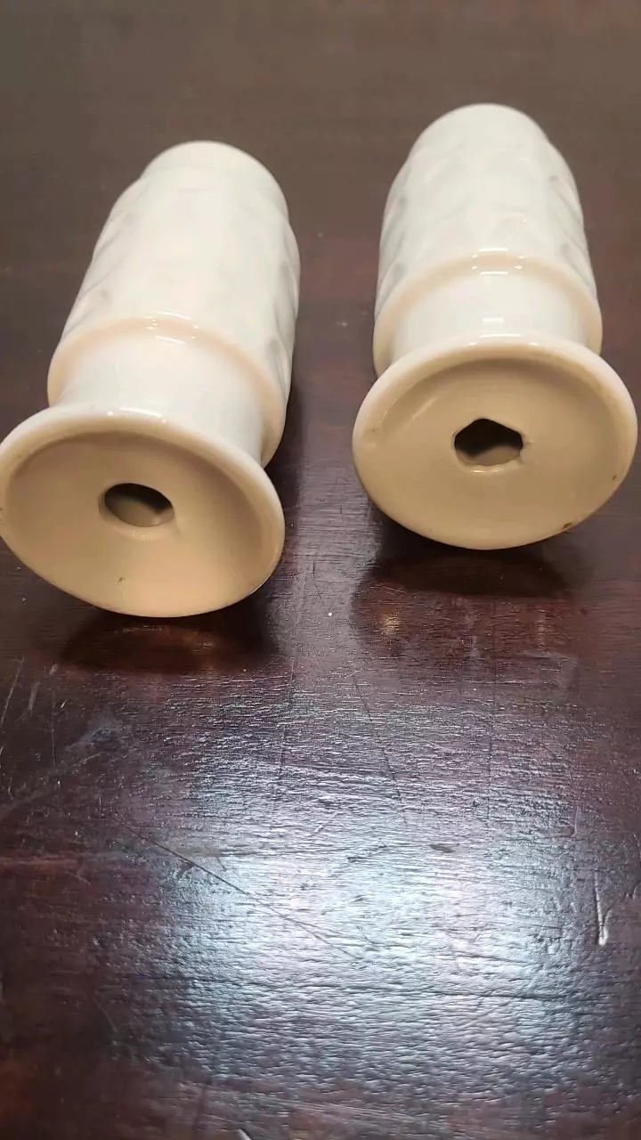 plant/Vintage Ceramic MCM Style Salt and Pepper Shaker Set, NO Stoppers-3