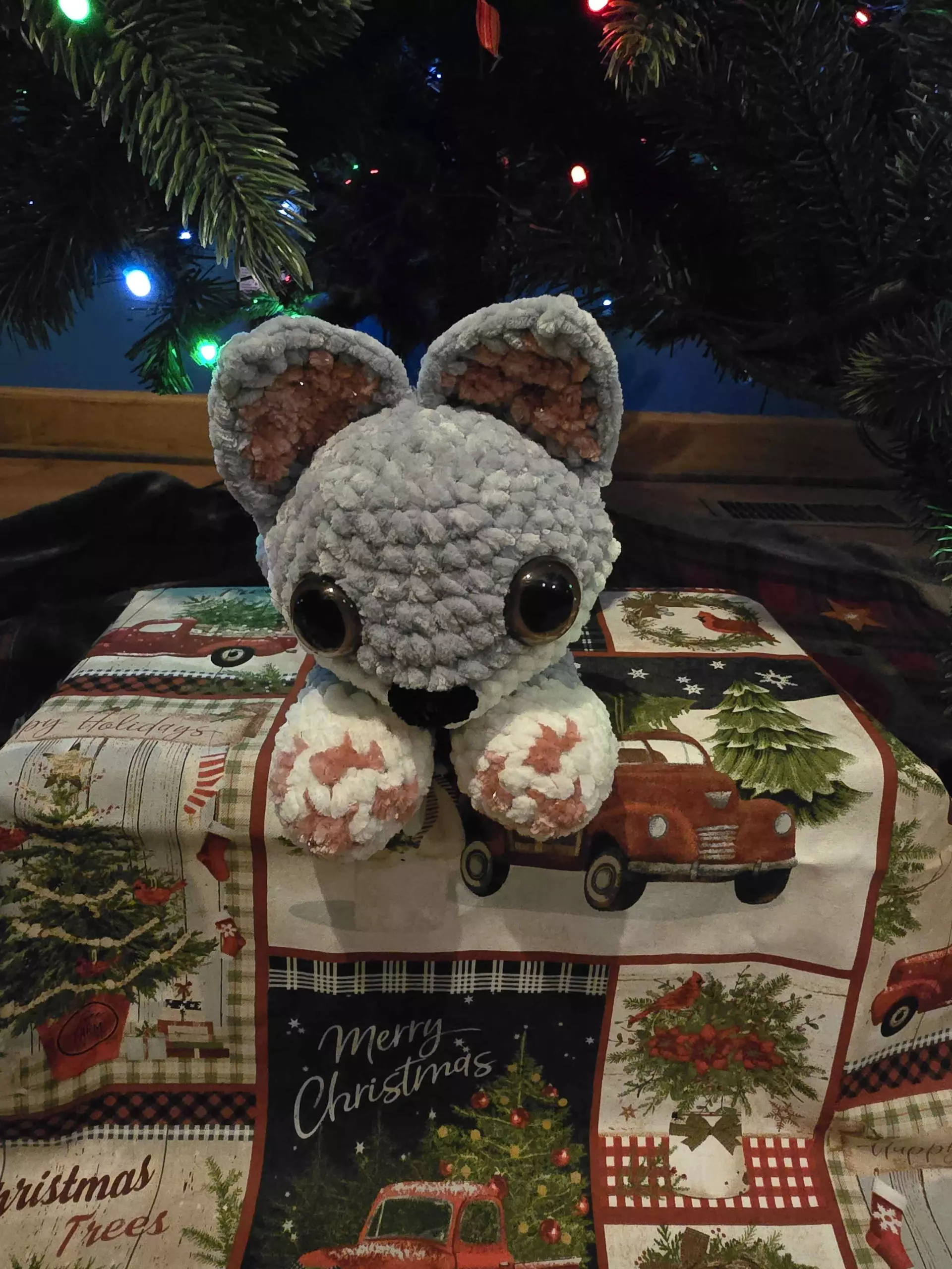 plant/Wren the Wolf – Your Fierce & Fluffy Companion-0