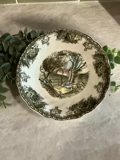 plant/Johnson Brothers “The Friendly Village” berry bowl-0-thumbnail
