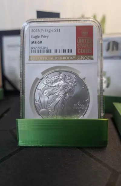 plant/2025(P) American Silver Eagle With Eagle Privy Graded MS69-0-thumbnail