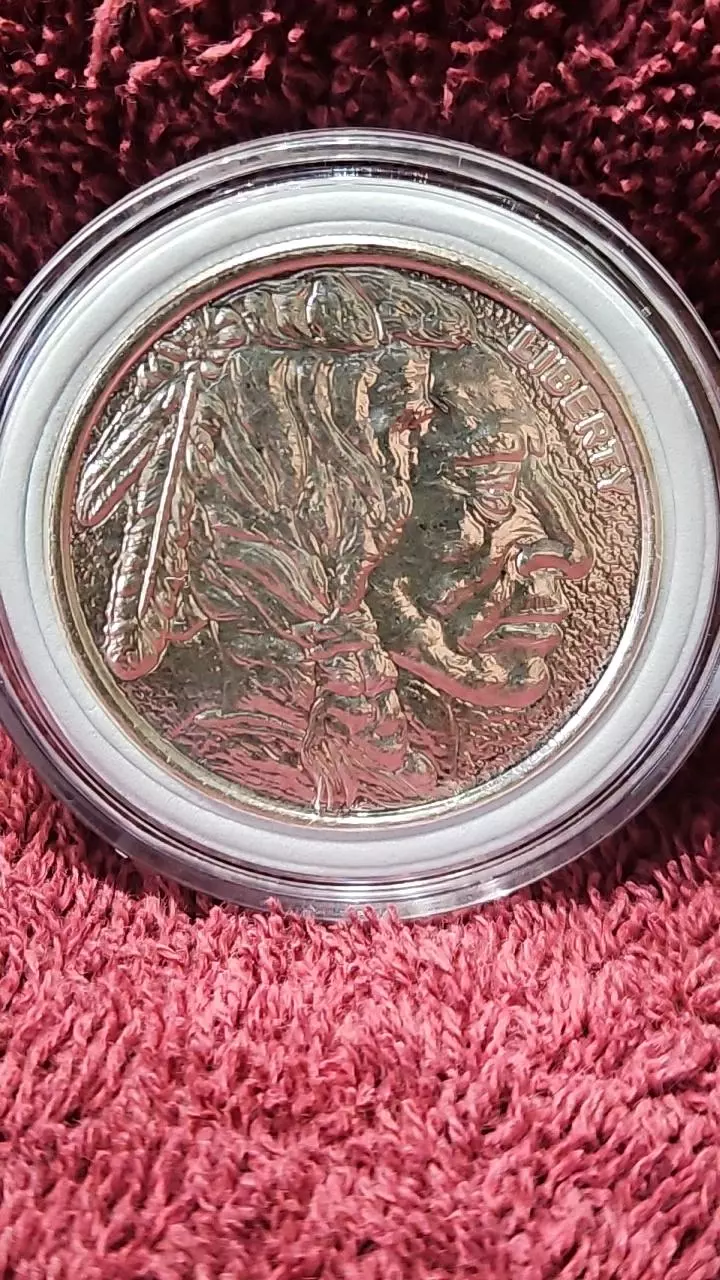 plant/1 ounce .999 Fine Silver Indian Head/Buffalo round.-0