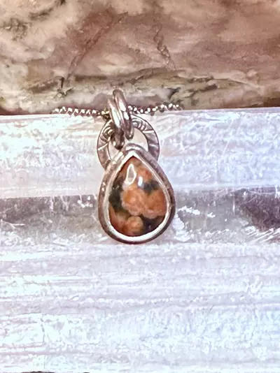 plant/Dark pink Ocean Jasper pendant-0-thumbnail