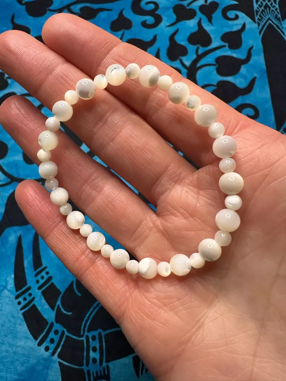 plant/Mother of Pearl 4mm & 6mm-0