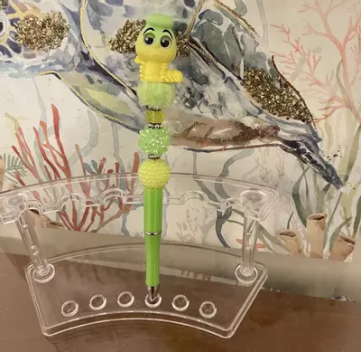 plant/Caterpillar Pen-1-thumbnail