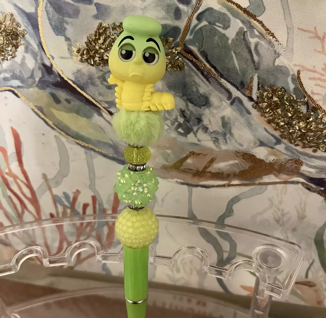 plant/Caterpillar Pen-0