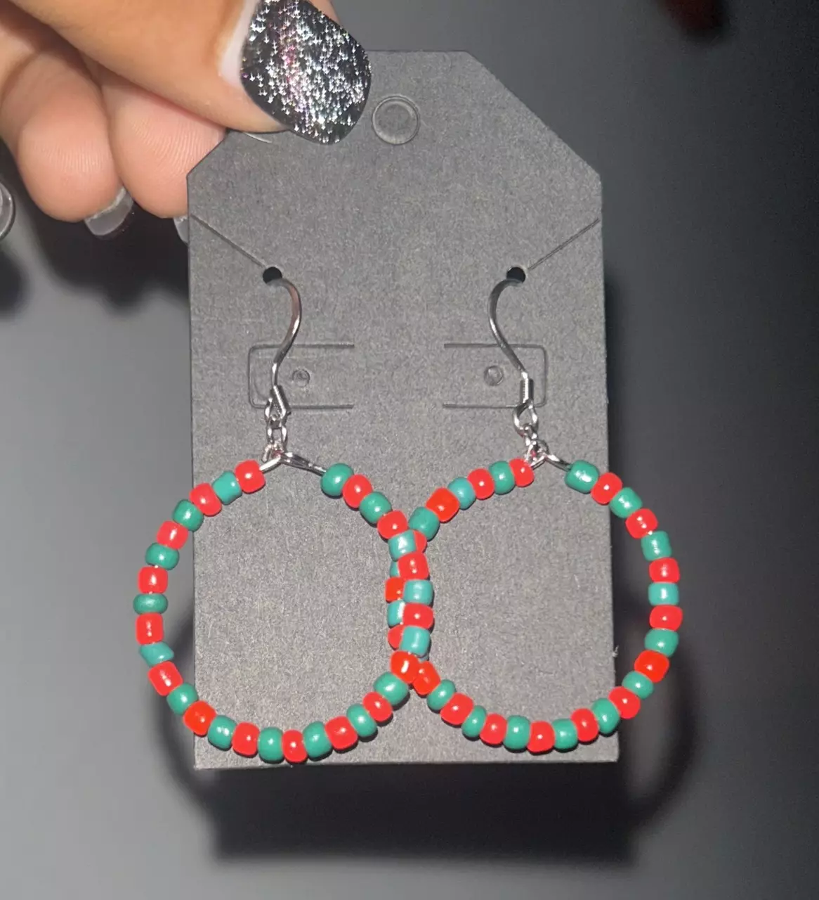 plant/Red & Green Beaded Earrings-0