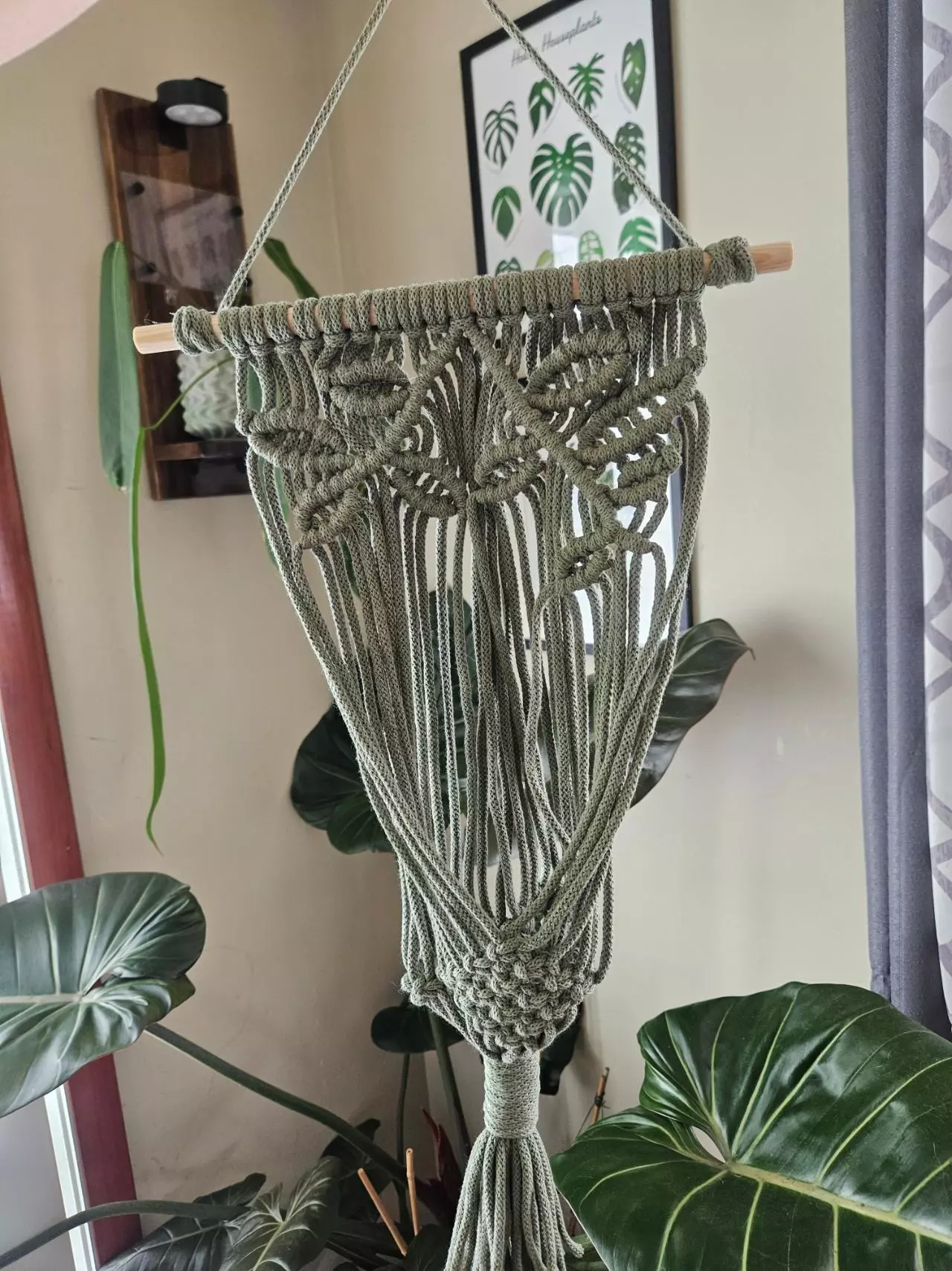 plant/5mm vine pattern macrame plant hanger in stock-1