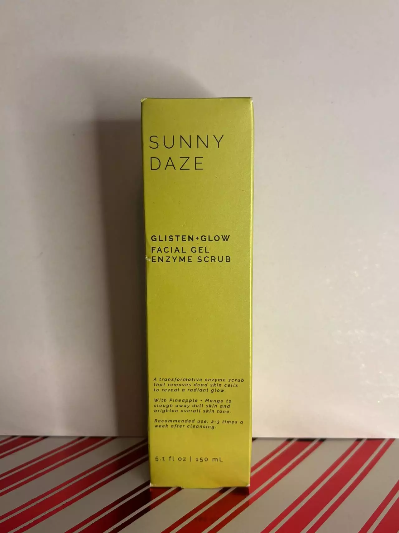 plant/Sunny Daze Glisten-Glow Facial Gel Enzyme Scrub-0