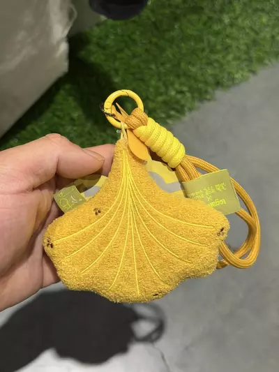 plant/Gold Fan Velvet Soft Key Chain-0-thumbnail
