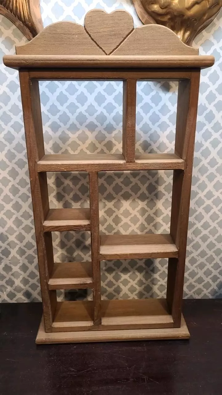 plant/Wood 19" Heart Display Shelf-0