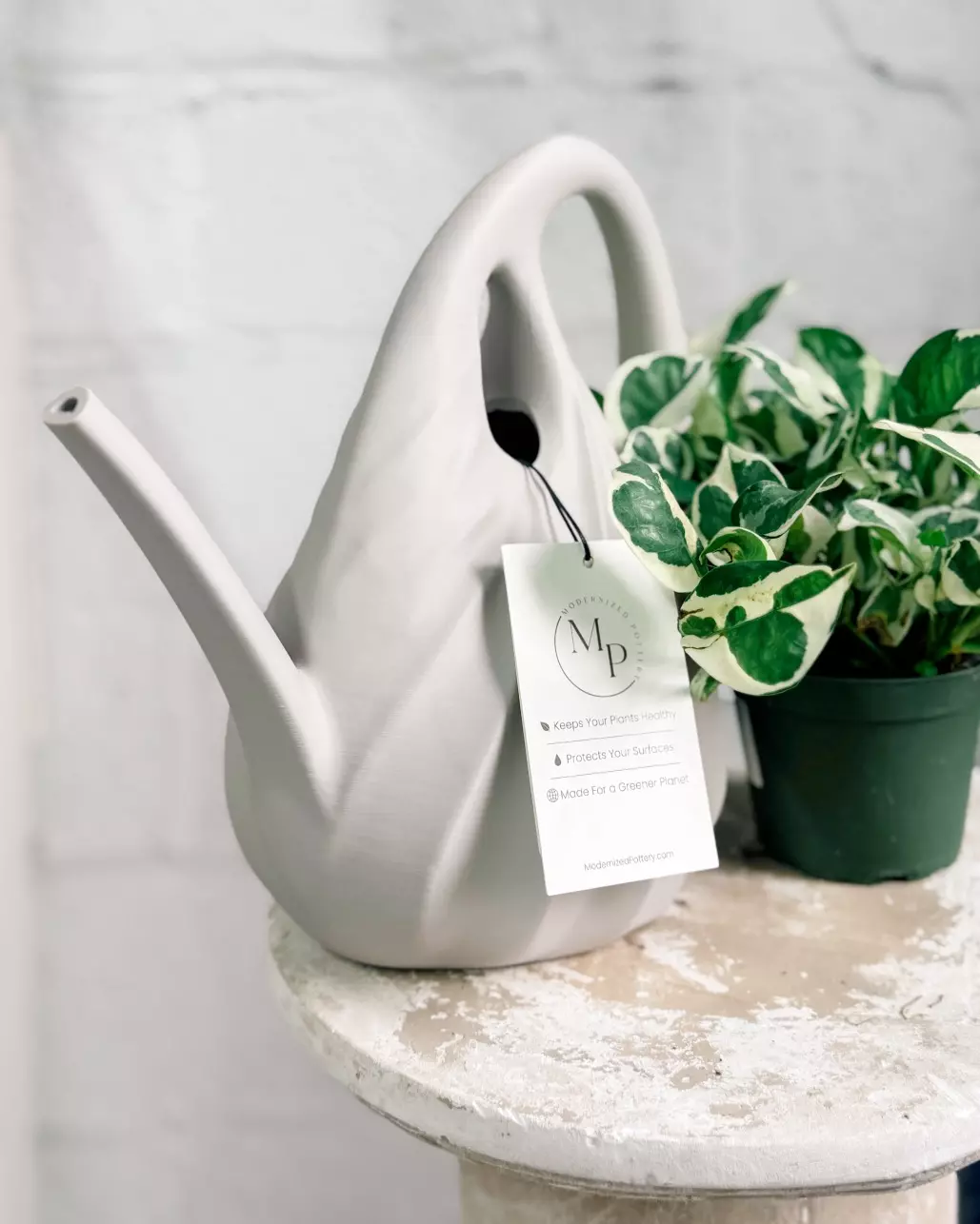 plant/Modern Pottery Swirl Watering Can - Lg-0