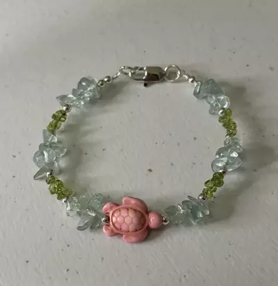 plant/Aquamarine, peridot and pink howlite turtle bracelet-0-thumbnail