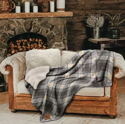 plant/Paramount Yellowstone Dutton Plaid Silk Touch Sherpa Throw Blanket With Carrying-5-thumbnail