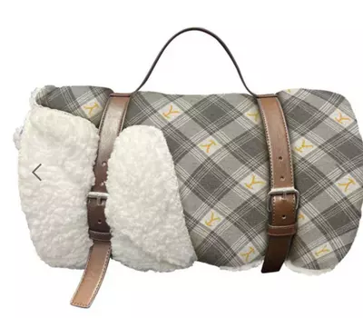 plant/Paramount Yellowstone Dutton Plaid Silk Touch Sherpa Throw Blanket With Carrying-3-thumbnail