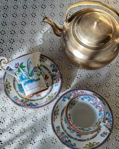 plant/Antique pair of Minton for Tiffany & Co demi-tasse cups and saucers-8-thumbnail