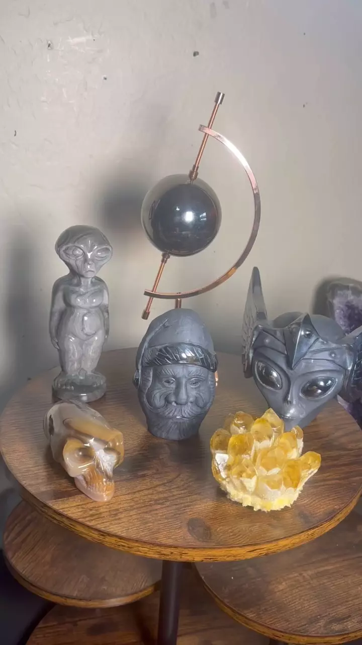 plant/Unearthly Christmas Bundle-0