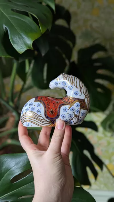plant/RARE royal crown derby horse figurine-1-thumbnail