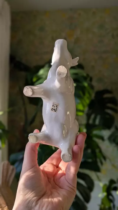 plant/vintage cow creamer pitcher, marked japan-2-thumbnail