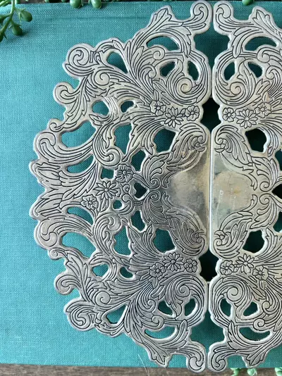 plant/Silver trivet/plant stand-1-thumbnail