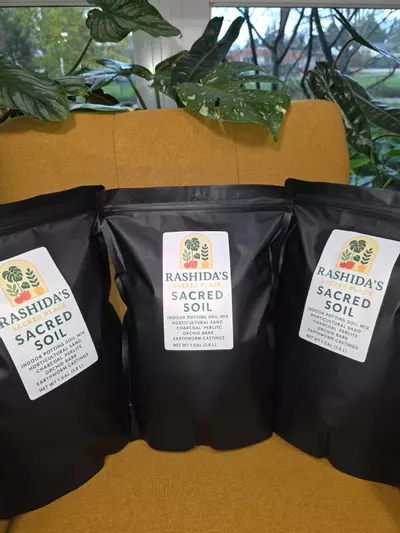 plant/Rashida’s Sacred Place - Sacred Soil Mix-1-thumbnail