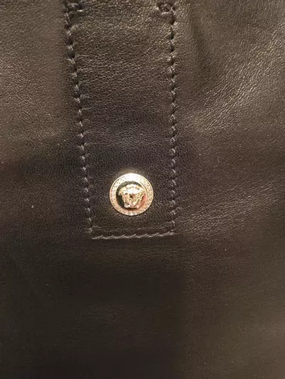 plant/VER2-Versace Black Leather Handbag-7-thumbnail