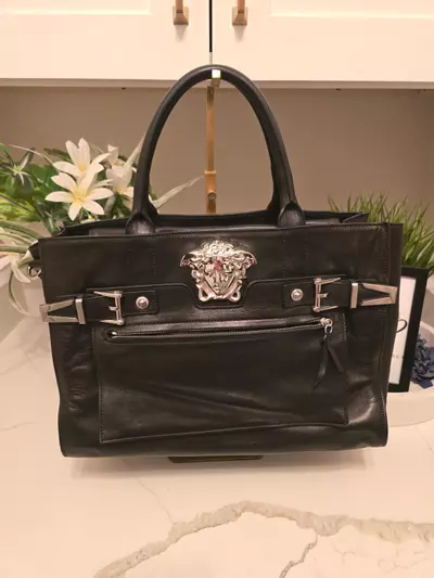 plant/VER2-Versace Black Leather Handbag-0-thumbnail
