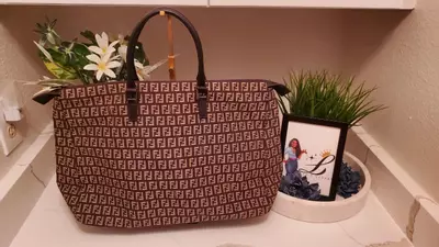 plant/FN11-Fendi Tote-1-thumbnail