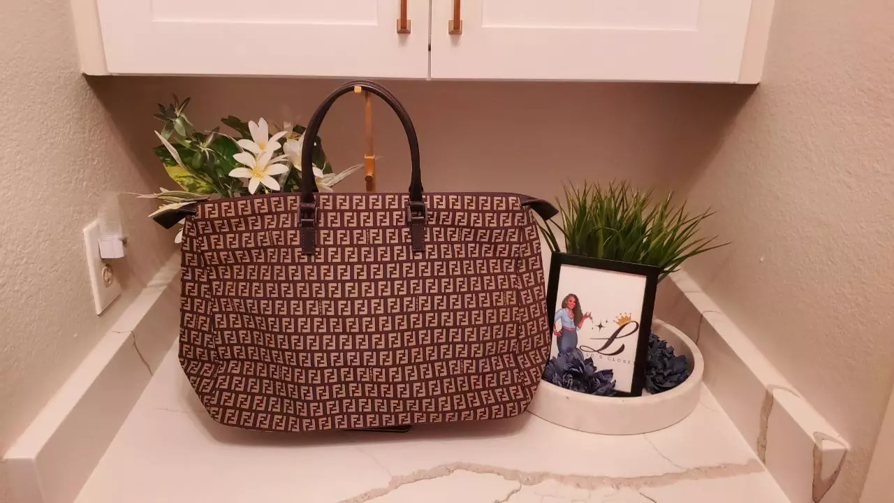 plant/FN11-Fendi Tote-0