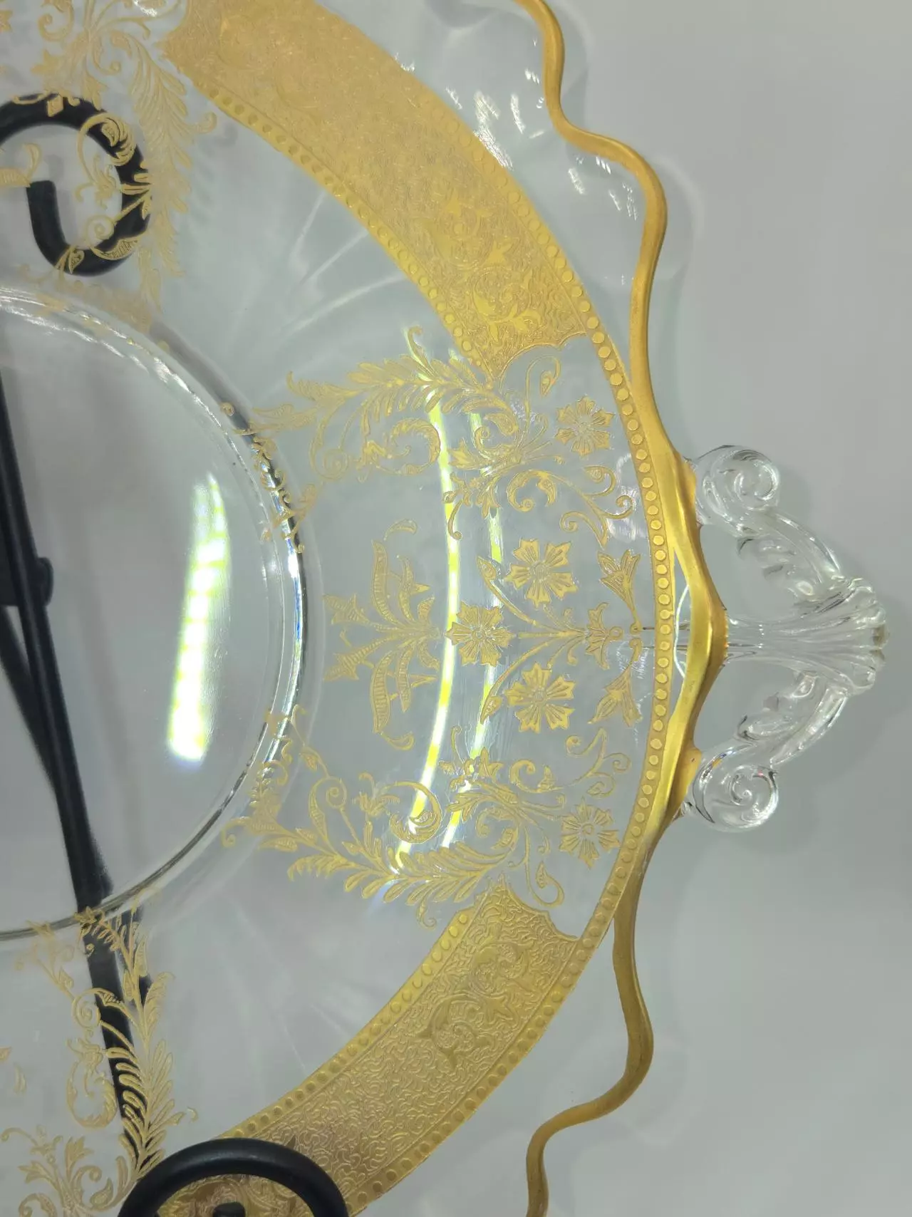 plant/Antique Gold Encrusted Glass Serving Plate with Handles Scalloped Rim 12 3/4”-8