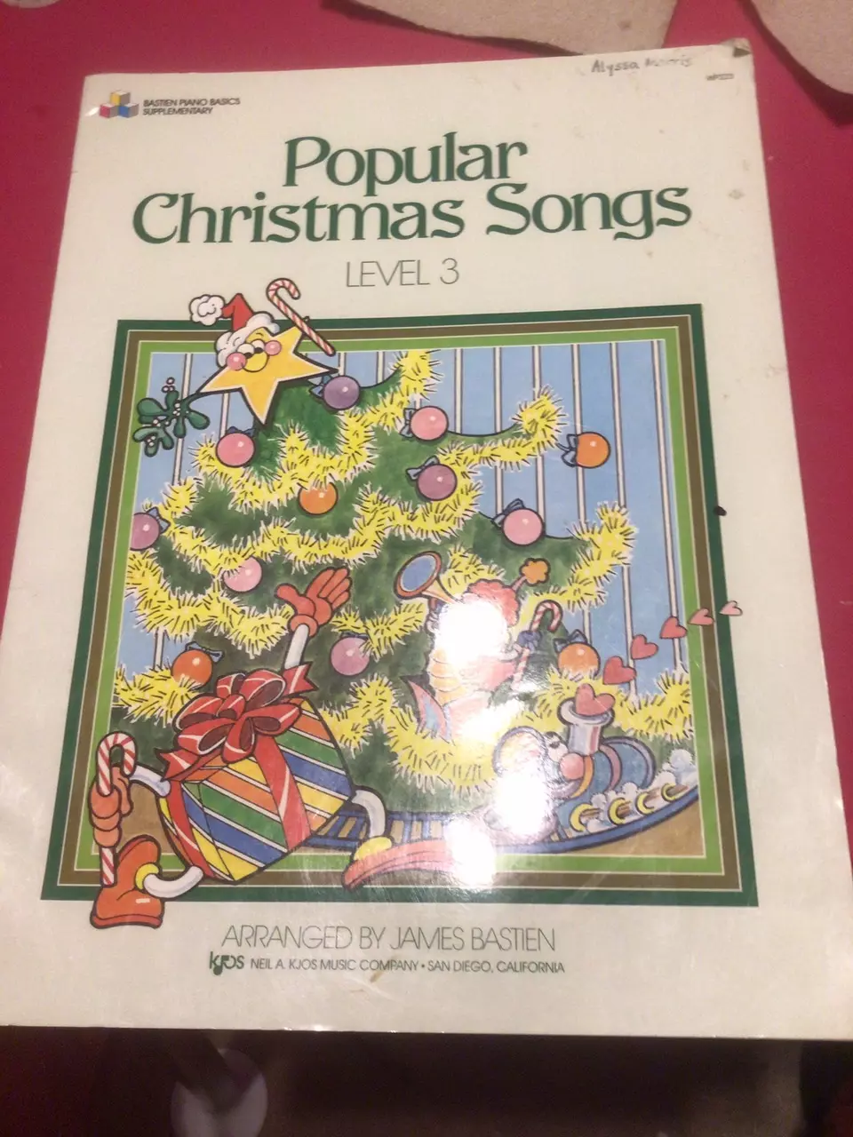 plant/Popular Christmas Songs Level 3 Piano Book-0