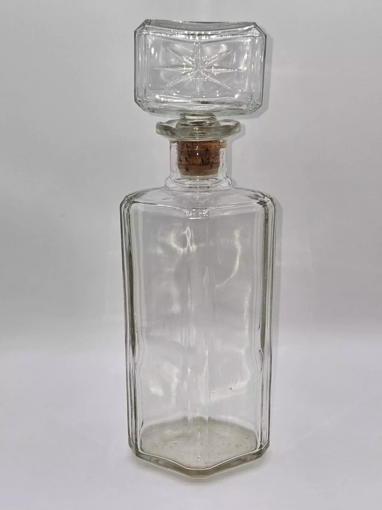 plant/Vintage Clear Glass Decanter with Stopper Faceted Star Cut 10 1/8"-0