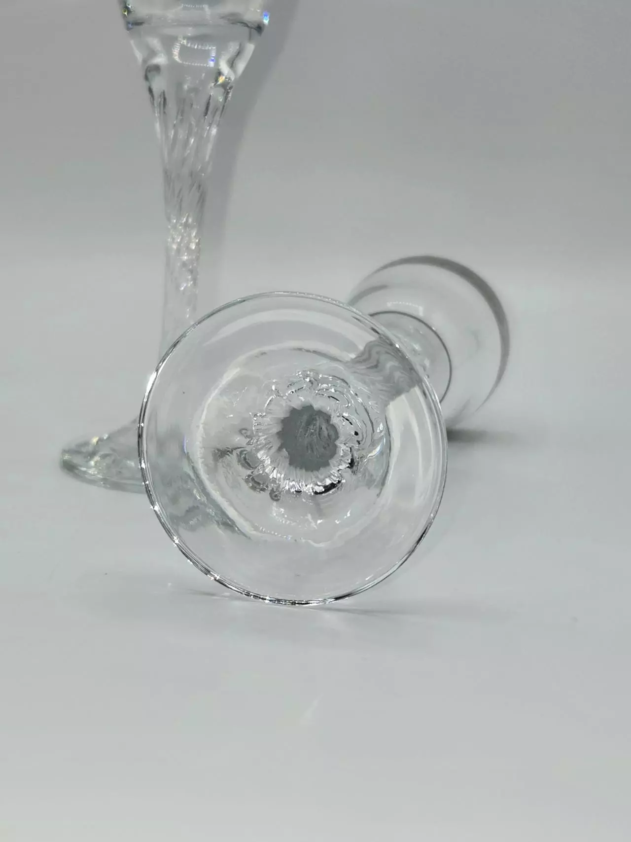 plant/Vintage Italian Style Platinum Rim Cordial Glasses Twisted Stem Set of 2-5