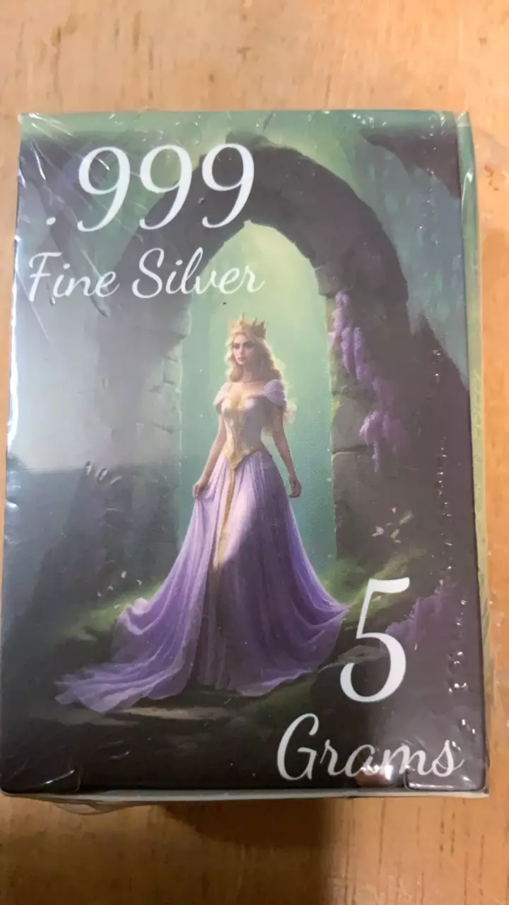 plant/Sealed 5 Gram Silver “Princess” Pan Silver-0