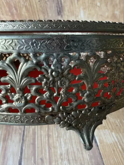 plant/Oval Ormolu Glass Jewelry Box-2-thumbnail