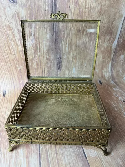 plant/Vintage Ormolu Glass Jewelry Box-3-thumbnail