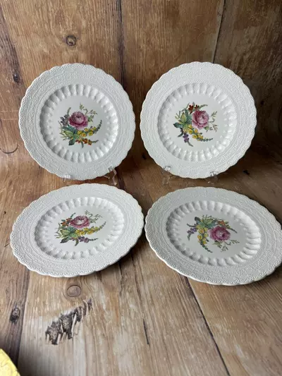 plant/Spode “Heath & Rose” jewel-shaped plates-0-thumbnail