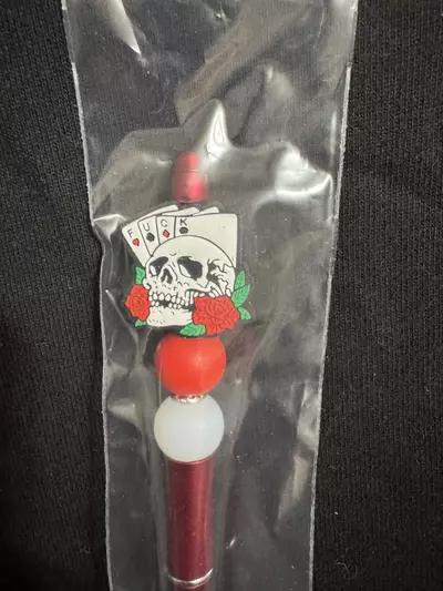 plant/Skull w cards.-0-thumbnail