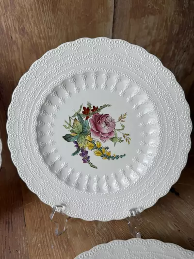 plant/Spode “Heath & Rose” jewel-shaped plates-2-thumbnail