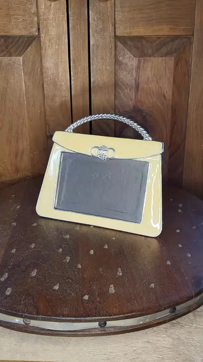plant/Handbag Picture Frame-2-thumbnail