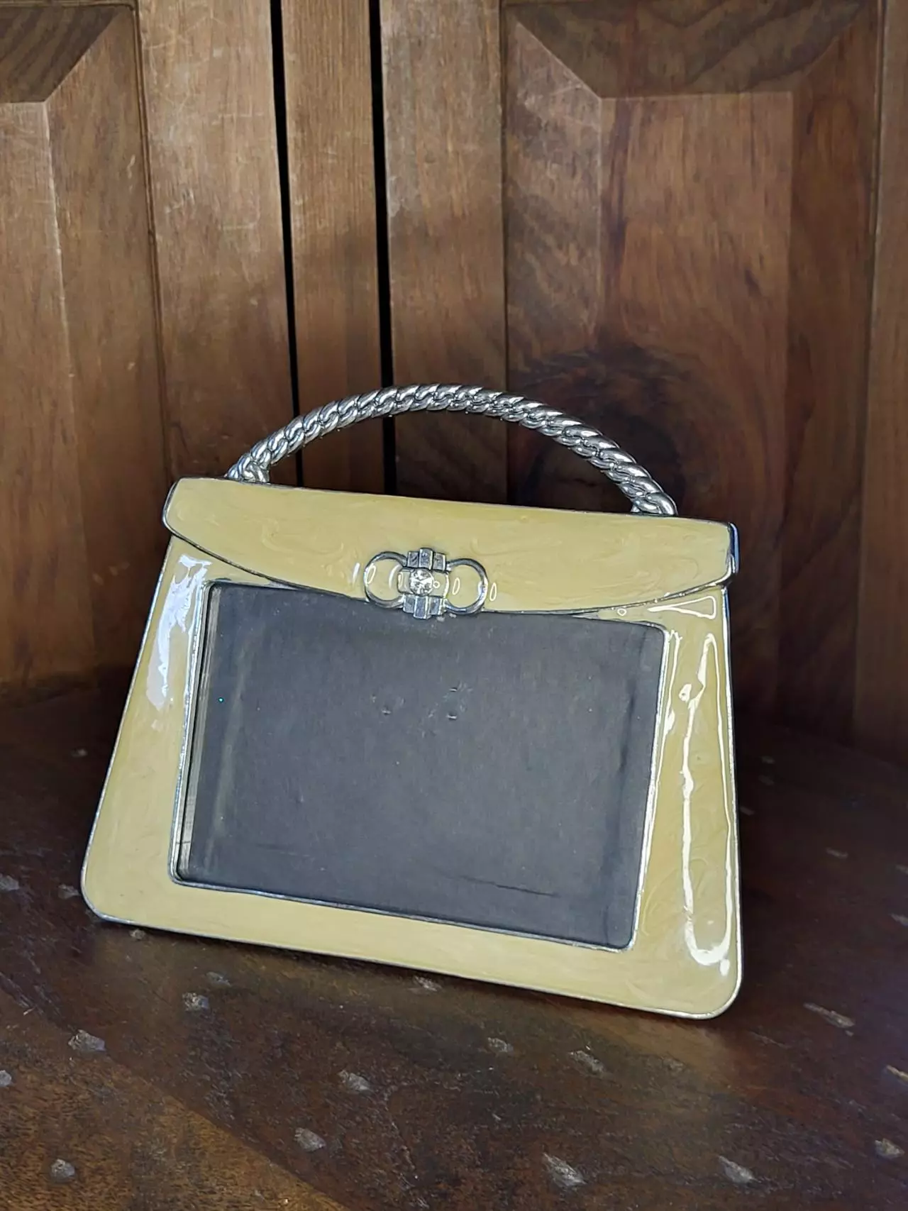 plant/Handbag Picture Frame-0